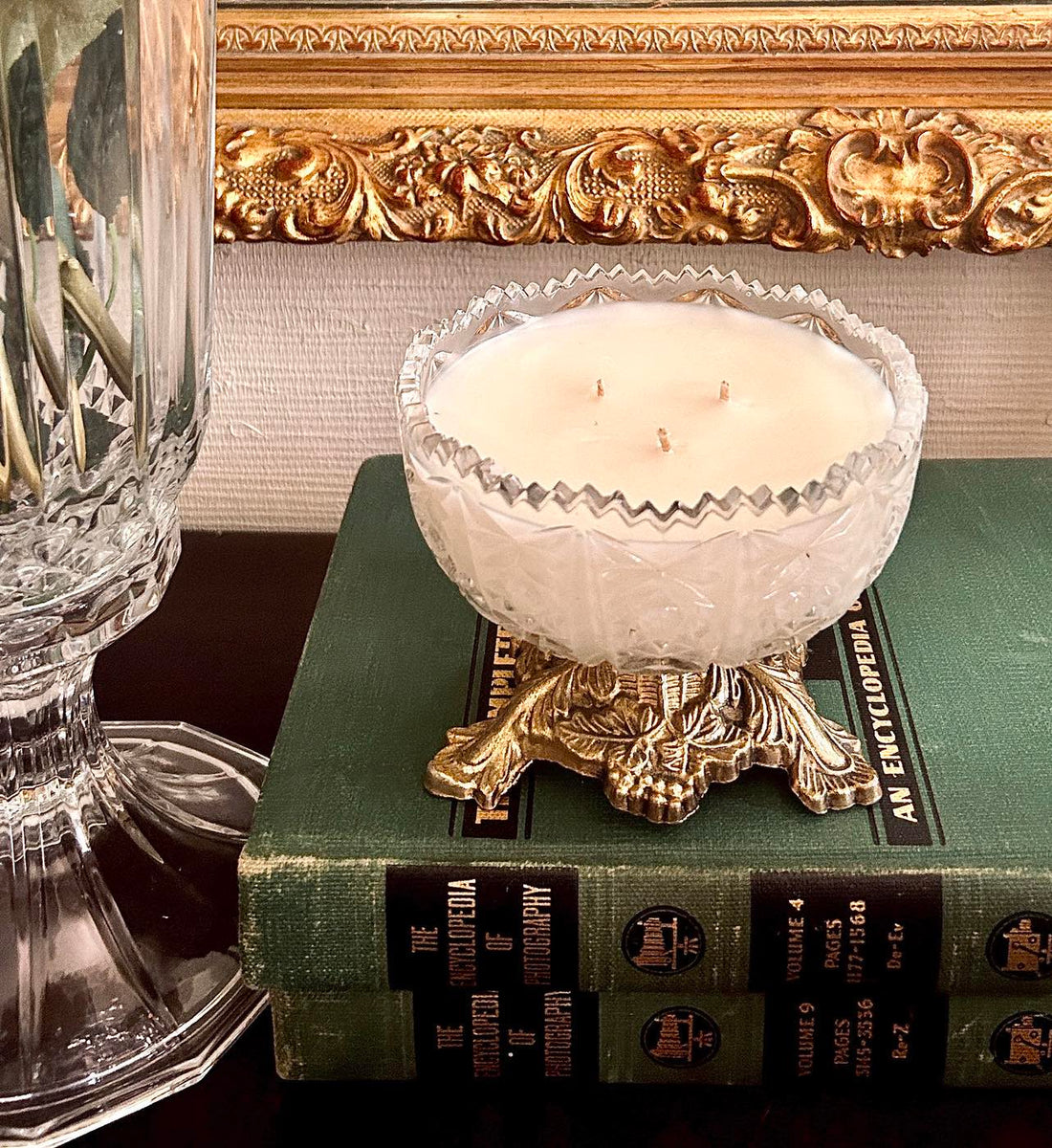 Transform Your Home with Vintage-Inspired Candles: A Guide to sustainable and Stylish Decor